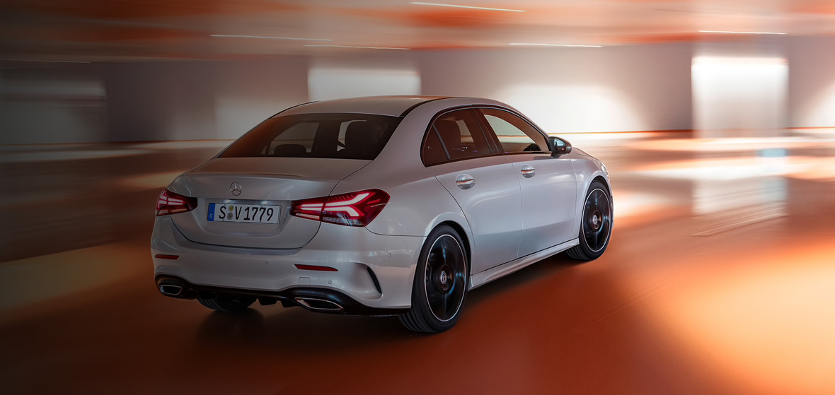 Más espacio para el Mercedes Clase A Sedán, ahora con baúl